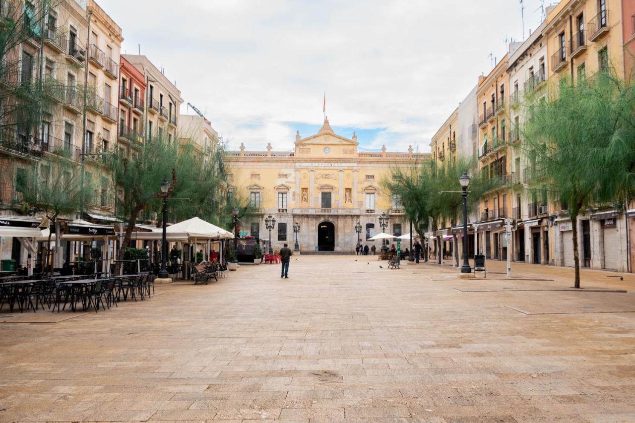 Apartamento En Plaza Sedassos Centro Historico Tarragona Exterior foto