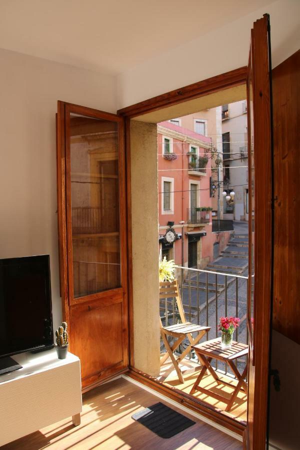 Apartamento En Plaza Sedassos Centro Historico Tarragona Exterior foto